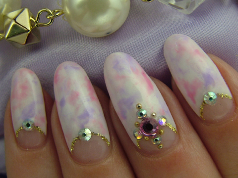 201206nail1