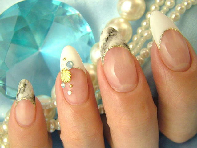 201407nail1