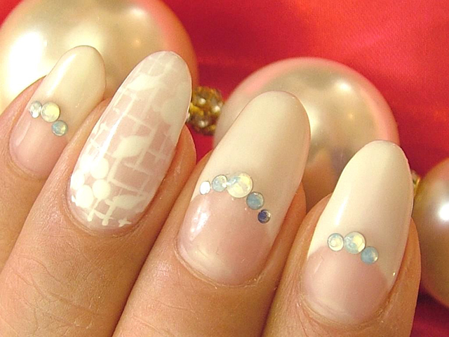 201504nail1